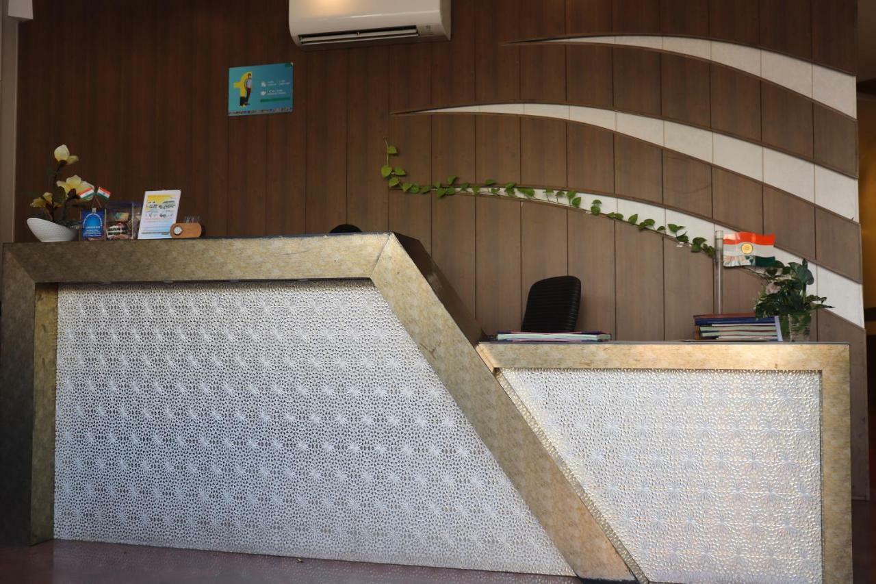Hotel Guestinn Residency Mumbai (Bombay)